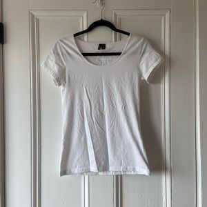 🌟 3 FOR $25 🌟 NWOT Vero Moda white organic stretch cotton blend layering tee